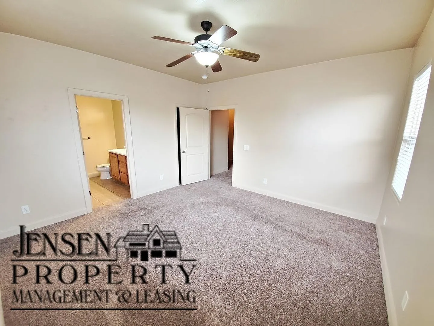 Four bedroom home for Rent — Photo 2
