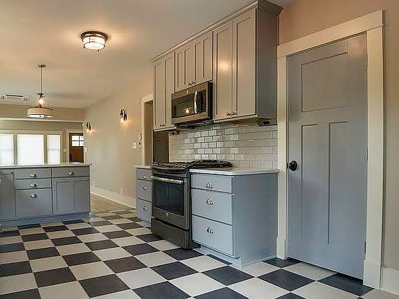 4th image of 4122 N 27th St
