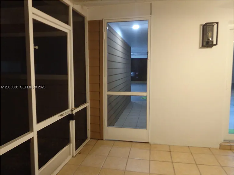 1565 Thumb Point Dr — Photo 72