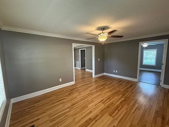 5th image of 138 Maresca Dr NE