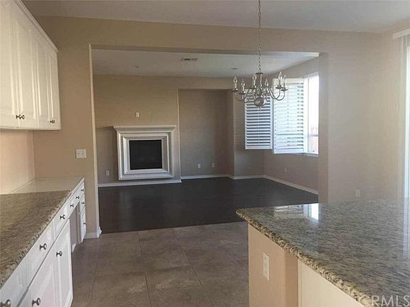 3rd image of 2731 Lily St