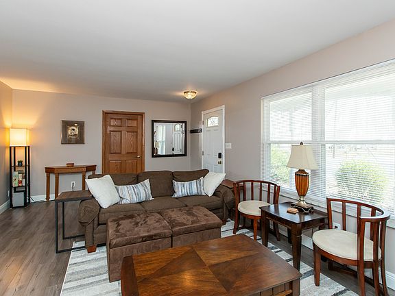 4th image of 7968 Witherington Rd