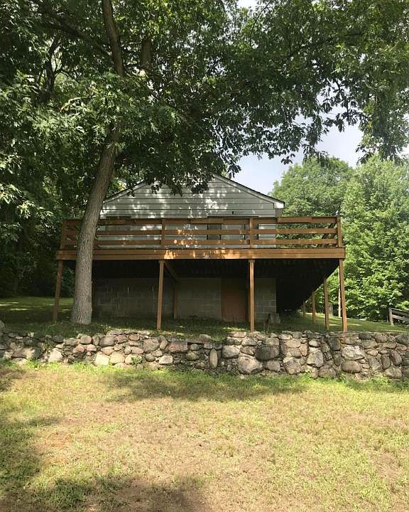 1st image of 9518 Lakeview Dr