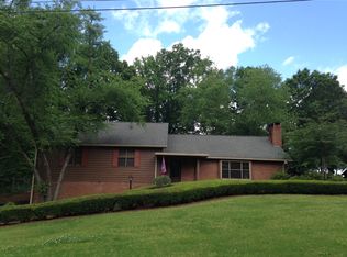 201 Woodlake Cir, Pontotoc, MS 38863