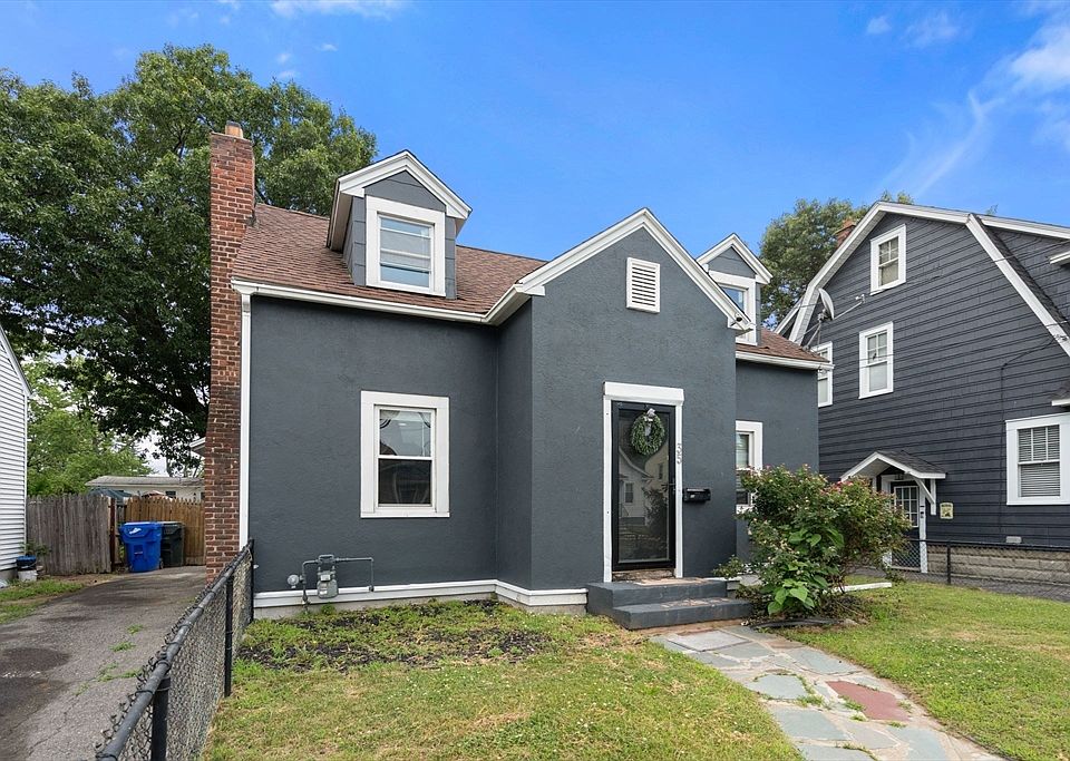 1st image of 35 Merrimac Ave