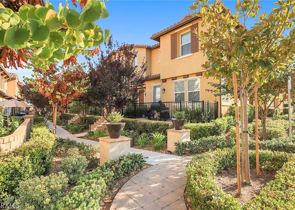 1st image of 28642 Jardineras Dr