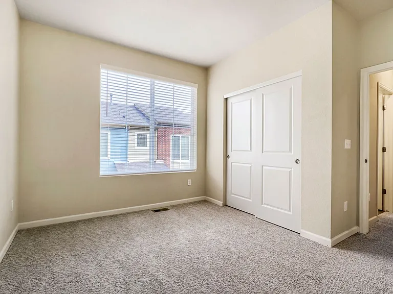 2230 Tamarac St — Photo 9