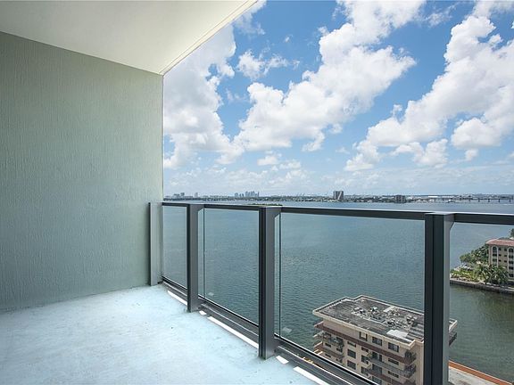 2nd image of 2900 NE 7th Ave Floor 12