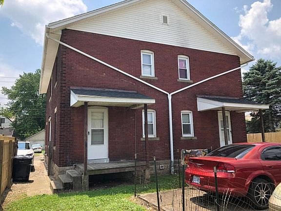 4th image of 126 Hoover St