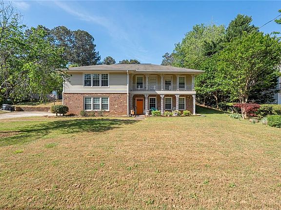 3rd image of 2491 Highland Golf Course Dr SE