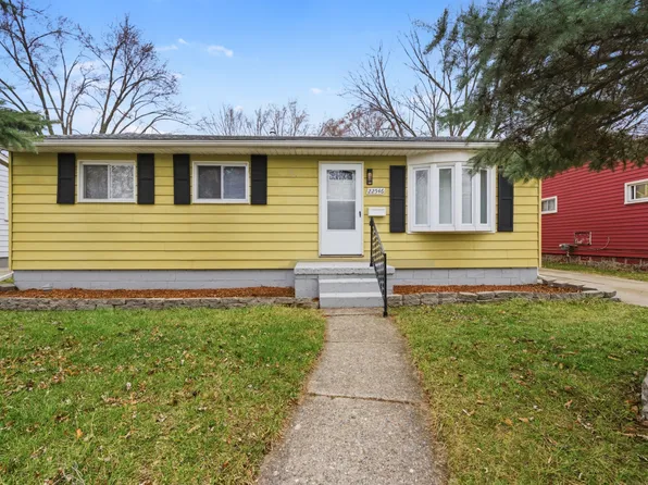 22546 Ira Blvd, Warren, MI 48091