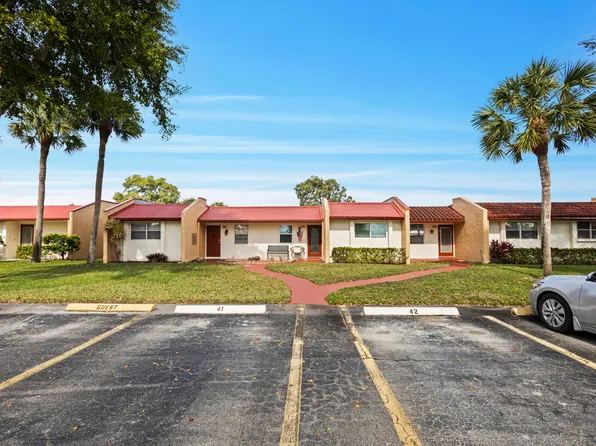 439 Lake Helen Drive, West Palm Beach, FL 33411