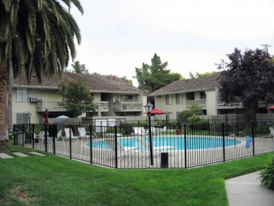 Community Swimming pool