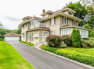 349 Fairport Rd, East Rochester, NY 14445