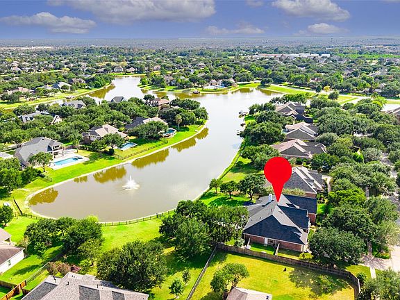 4th image of 1919 Anchor Lake Ln