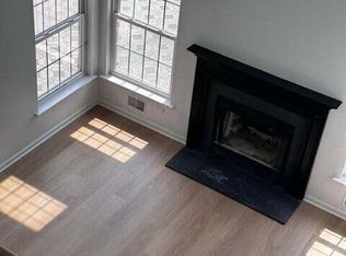 1 Swallow Tail Ct, Jackson, NJ 08527