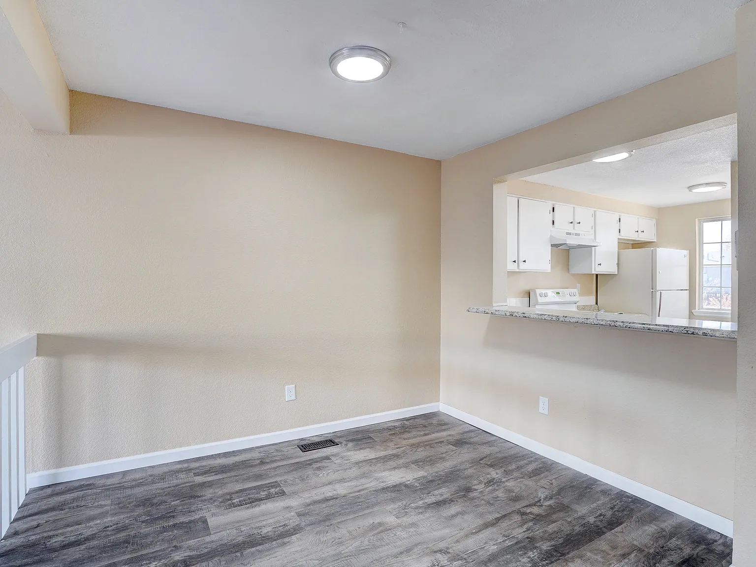 3 bed, 2.5 bath, 1788 sqft, $2,350 — Photo 4