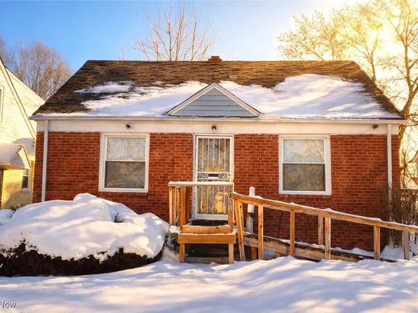 4401 Ingleside Rd, Warrensville Heights, OH 44128