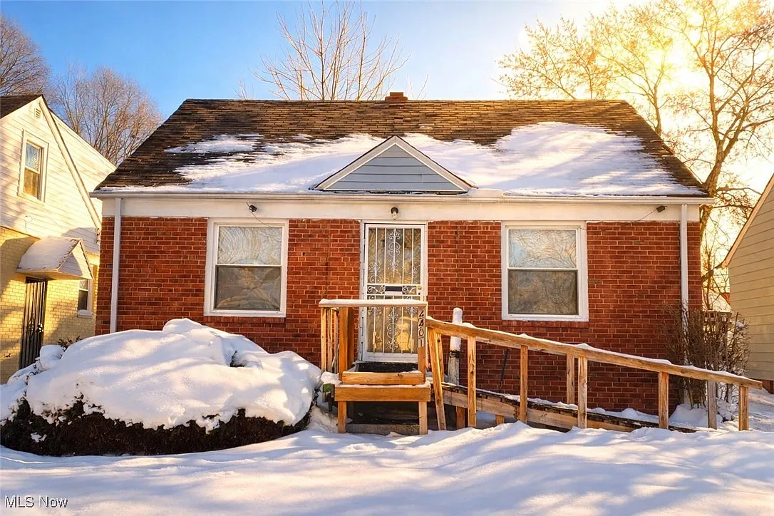4401 Ingleside Rd photo 1