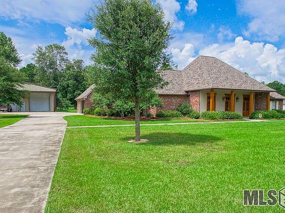 2nd image of 18616 Arbor Oak Dr