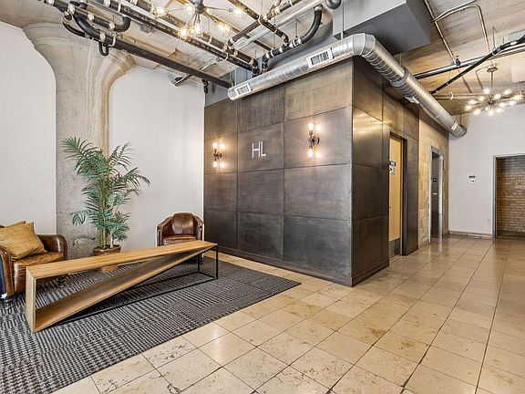4th image of 748 3rd St N #200
