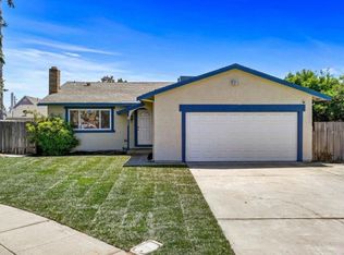 526 Santa Rosa Ct, Manteca, CA 95336