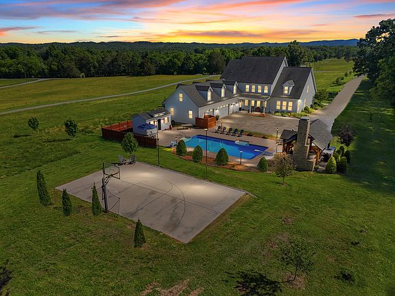 2nd image of 1876 Glass Mill Rd