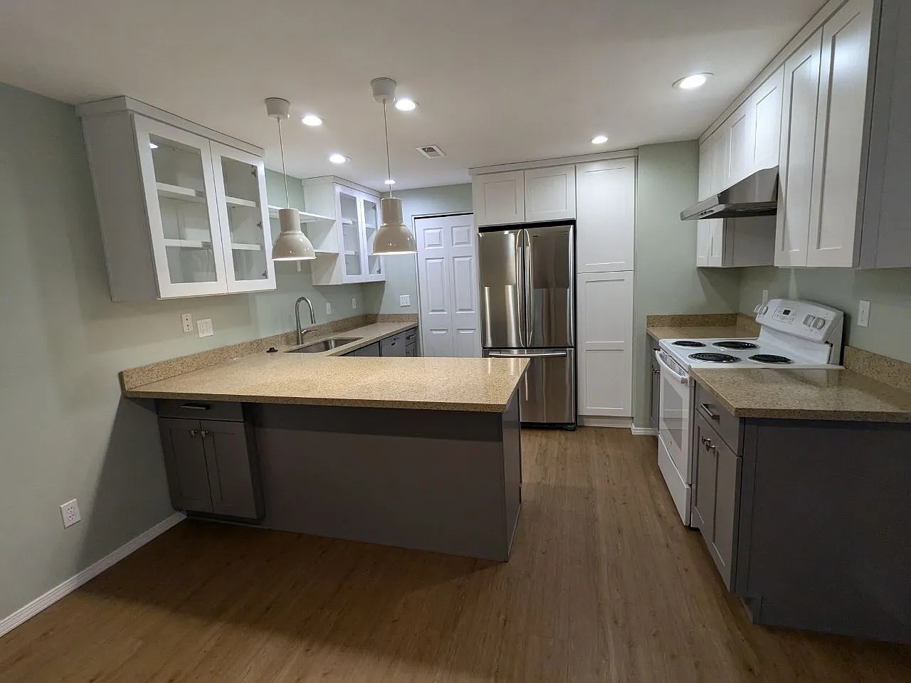 12712 NE 120th St — Photo 1