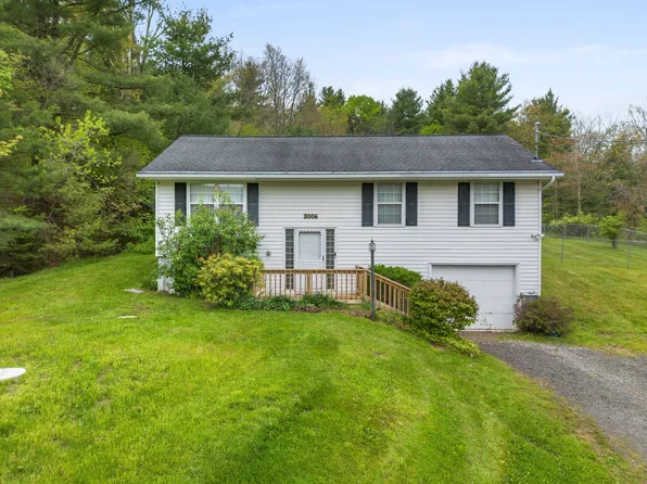 3006 Pennsylvania Ave, Apalachin, NY 13732