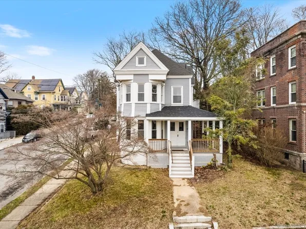 47 West Street, New London, CT 06320