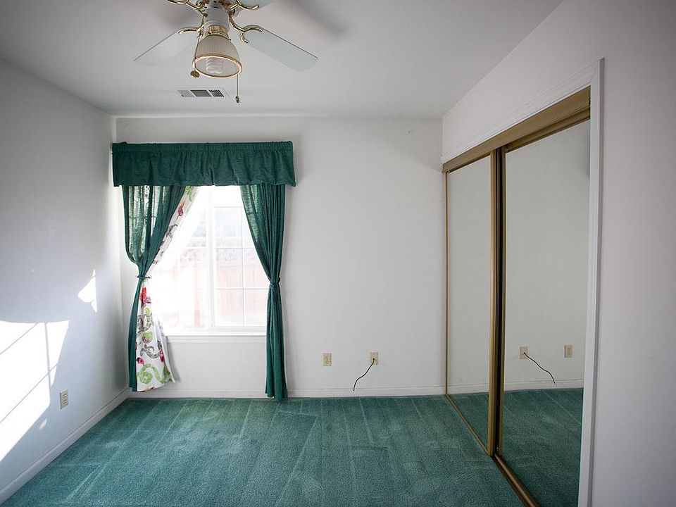 1st image of 8122 Thornton Ave