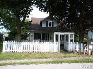 1256 Seneca St, Adrian, MI 49221