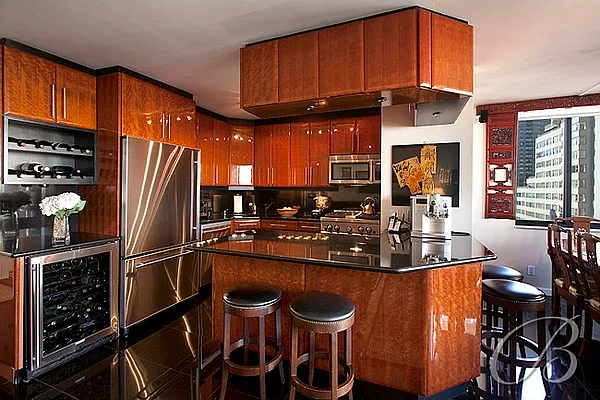 Sold by Bellmarc Realty | media 25