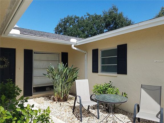 5th image of 6924 W Country Club Dr N