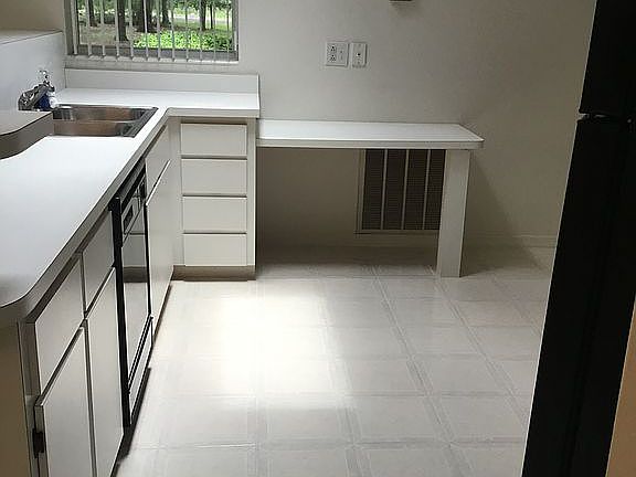 5th image of 7295 E April Ct