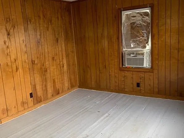 1710 McCrary St, Metropolis, IL 62960