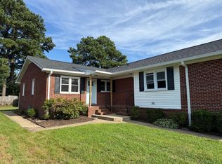 1412 Walnut Ave #B, Chesapeake, VA 23325