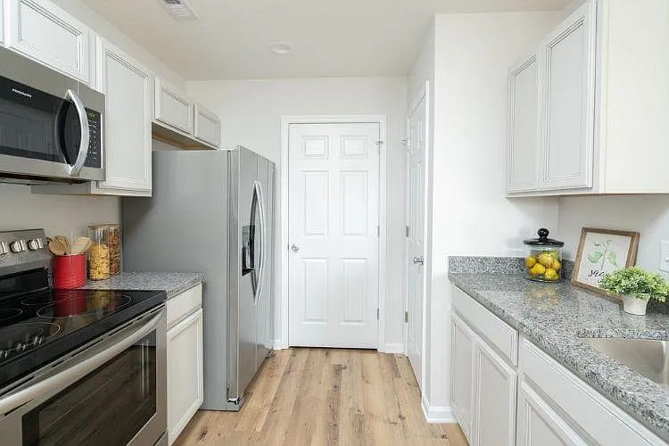 1st floor: Kitchen area.