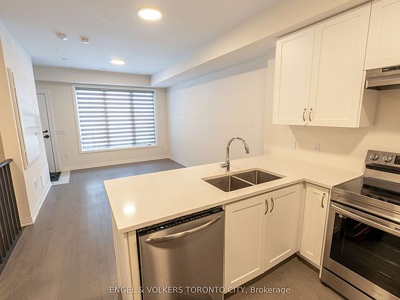 4th image of 50 Baynes Way #5