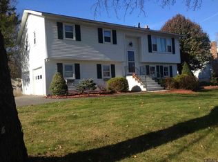 495 Swaggertown Rd, Glenville, NY 12302