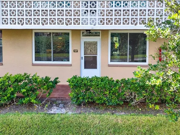 5095 BAY STREET NE #107, ST PETERSBURG, FL 33703