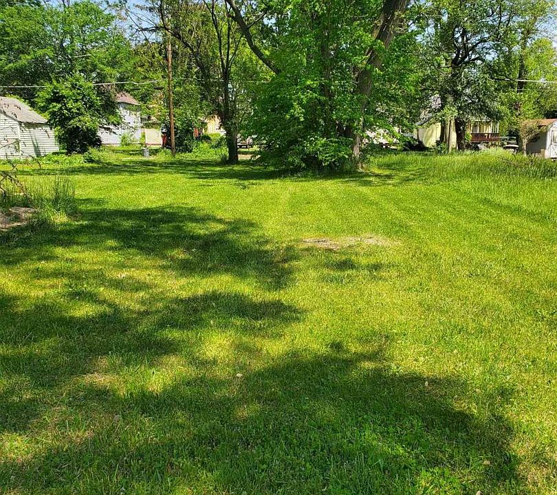 1st image of 2807 Weisser Park Ave