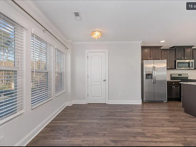 620 Parkington Ln — Photo 16