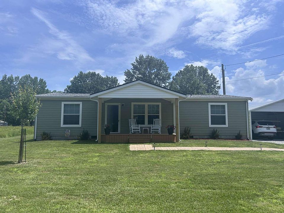 1st image of 415 Swan Ct