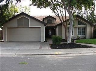 9505 Laguna Lake Way, Elk Grove, CA 95758