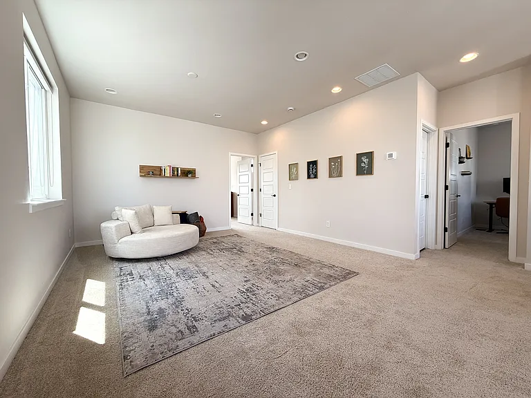 8484 Cokedale Dr — Photo 16