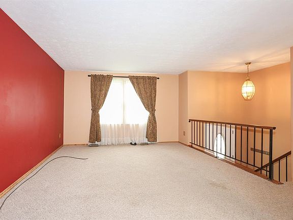 3rd image of 5748 E Tall Oaks Dr