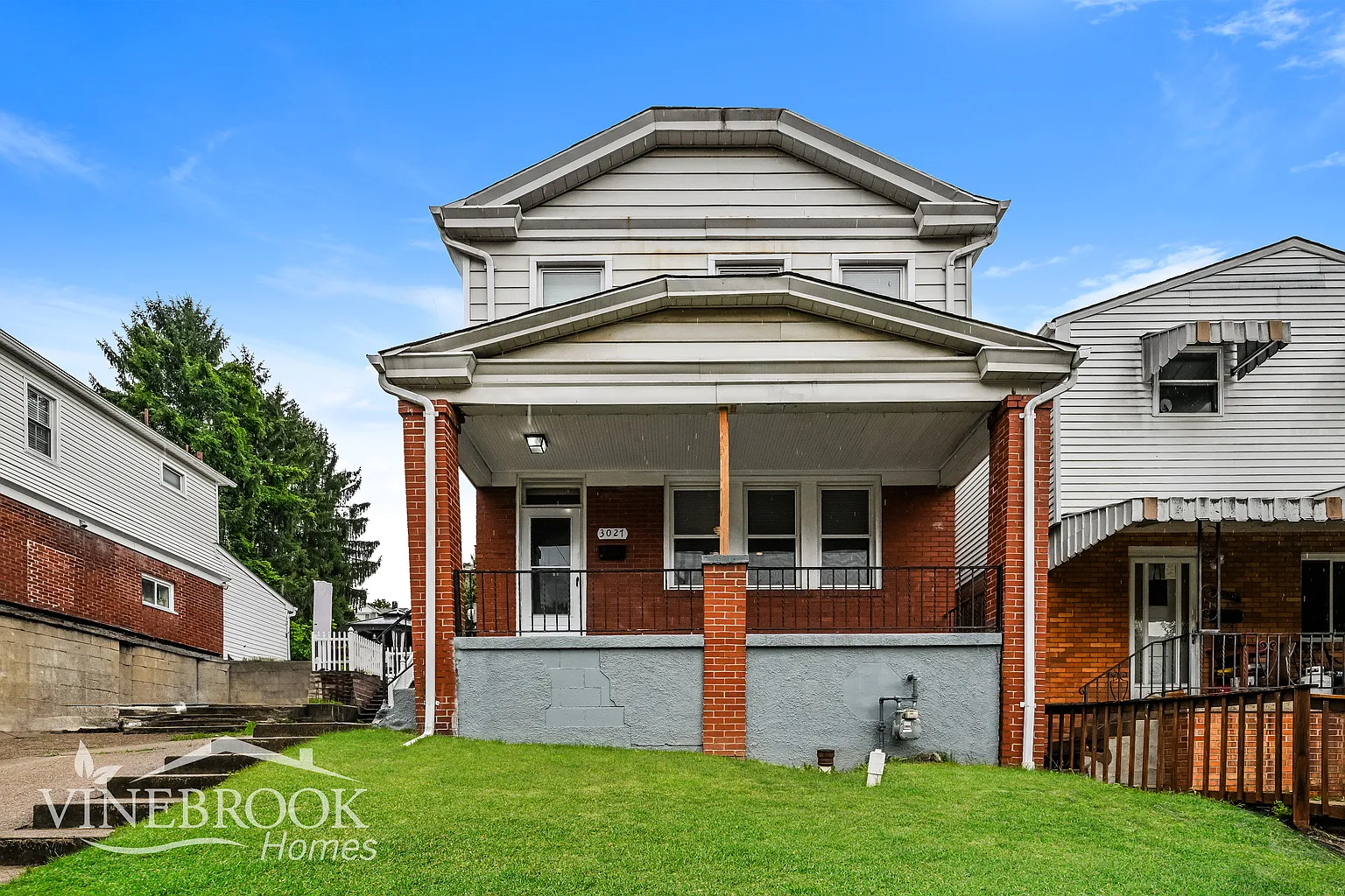 3027 Brentwood Ave photo 1