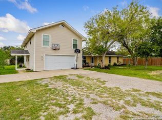 353 Veltri St, Beeville, TX 78102
