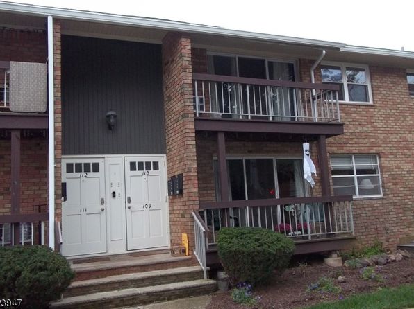 38 Deanna Dr APT 110